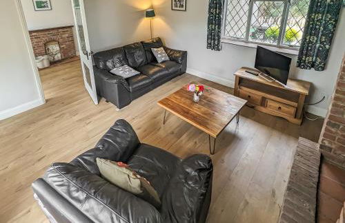 Pixies Wood Cottage - Foto 2