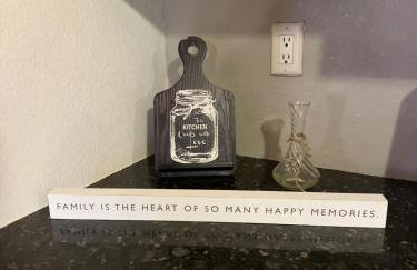 The Carriage House Walk to River Lake In Town - Foto 80