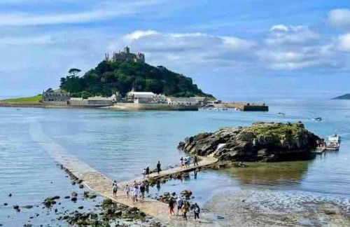 Great location very spacious. Sea and castle view - Foto 27