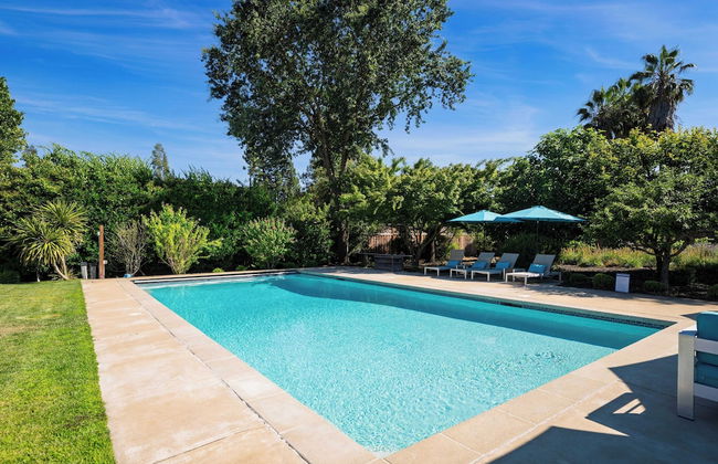 Luxe, Pool, Spa, Fire Pit, Game Room, Piano Sonoma Pool Retreat by Avantstay - Foto 49