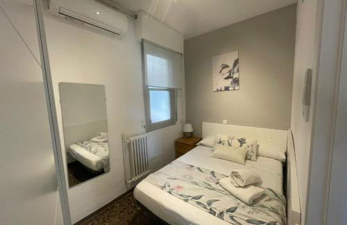 Family-Friendly Home in Central Barcelona 4BDR - Photo 14