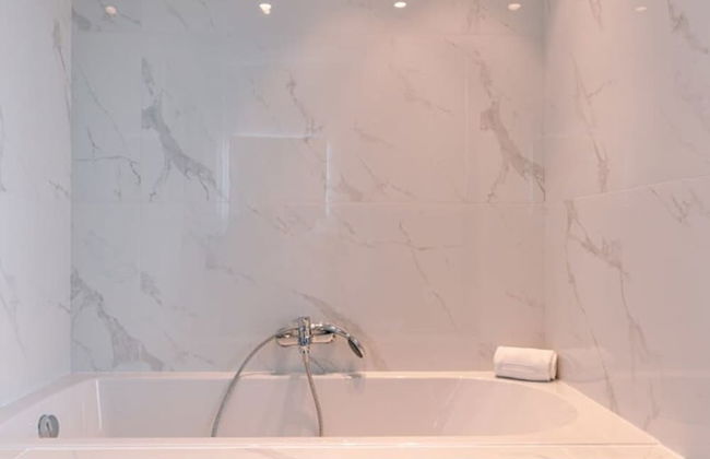 Luxurious Penthouse With Beautiful Seaview - Photo 37