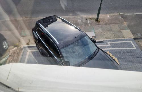 Entire 3 bedroom home with Parking in Welling, London, UK - Photo 53