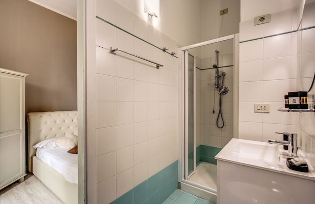 Vatican Miracle Suite - Foto 21