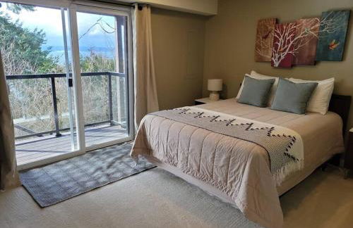 Quintessential Seattle Water Views w HotTub - Foto 17