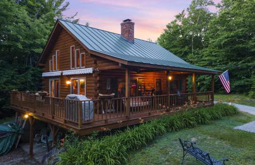 Lakefront Log Cabin on 2 acres - Photo 3