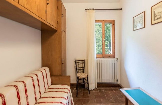 Agriturismo Poggio di Montepescoli - L'aia - Foto 7