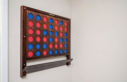 Family & Dog Friendly 4BD-3BA in Stone Mountain - Foto 38