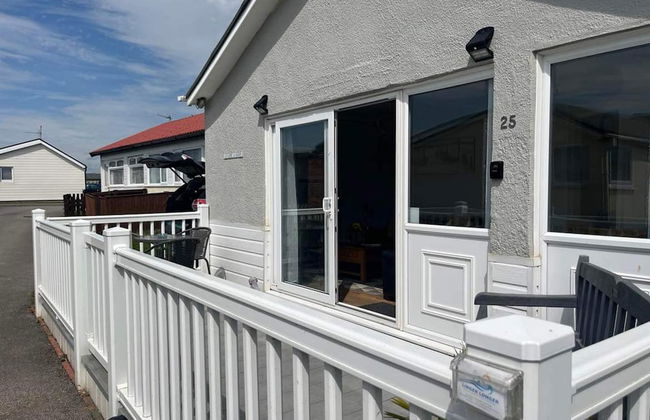 Seasideescape-2br-sleeps4-parking-petsok-fireplace - Foto 1