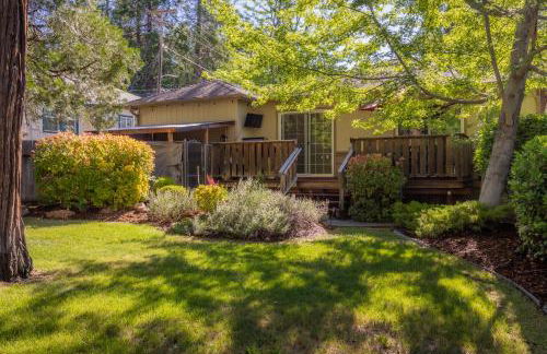 Chic, and Cozy, Centrally Located getaway - Foto 36