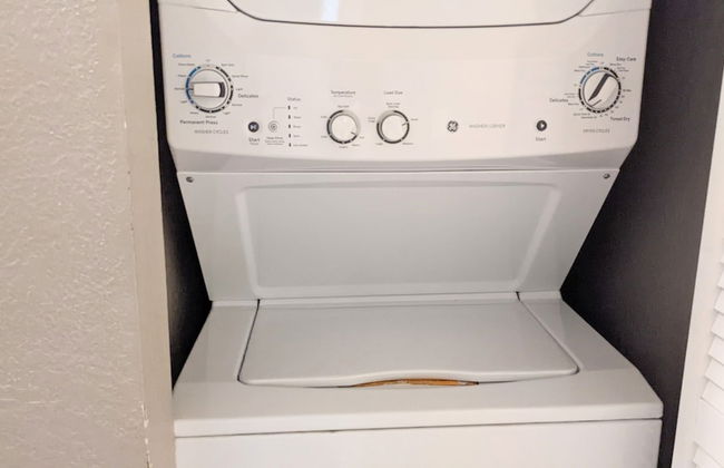 Beautiful Midtown Apartment - Huv - Photo 10