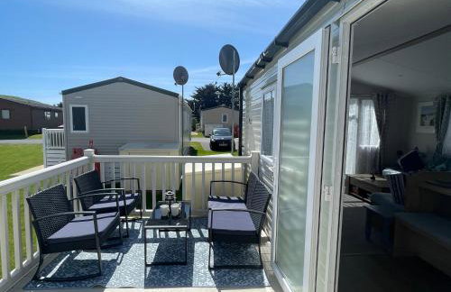 Golden Dunes Retreat, Dog-Friendly Stay at Par Sands Holiday Park, Cornwall - Foto 13