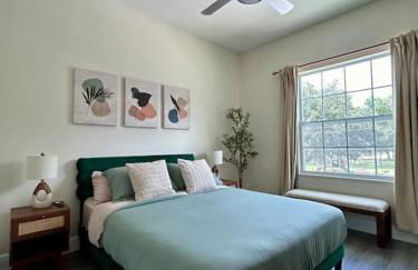 4 Bedroom 3 Full Bath Boho Oasis Saltwater Pool Near Downtown, North of Hyde Park Sleeps 12 Pets OK - Foto 22