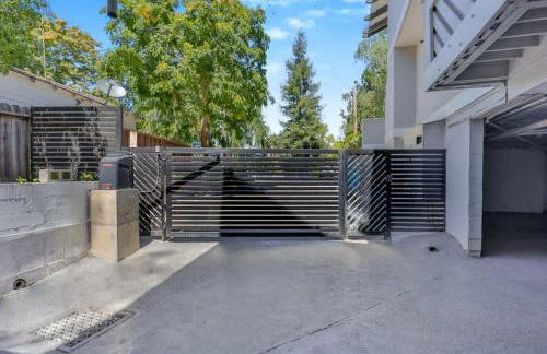 497-Upscale Family Home w AC & Patio near Meta & Stanford - Foto 17