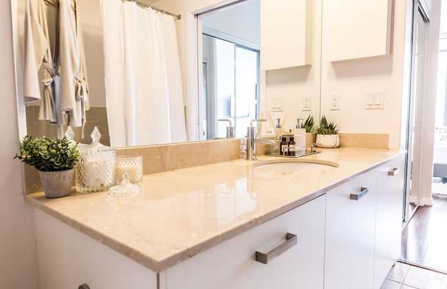 QuickStay - Luxury on Bay St. (Yonge & College) - Foto 62