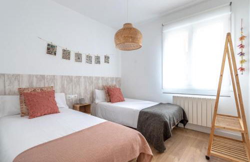 Amplio y acogedor junto al Ayuntamiento - Foto 1