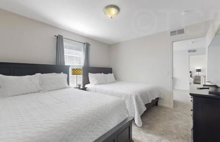 SoHa Year Round Heated Indoor Outdoor Pool - Photo 27