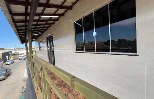 Espaçosa casa próxima ao Centro - Foto 41