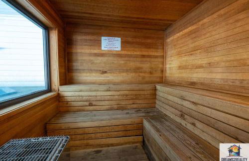 2BR Penthouse Condo - 2 Pools - Close to the Strip - Stairs Required - FREE TICKETS INCLUDED - FHC-24 - Foto 34