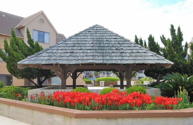 665 Newhaven - Photo 30