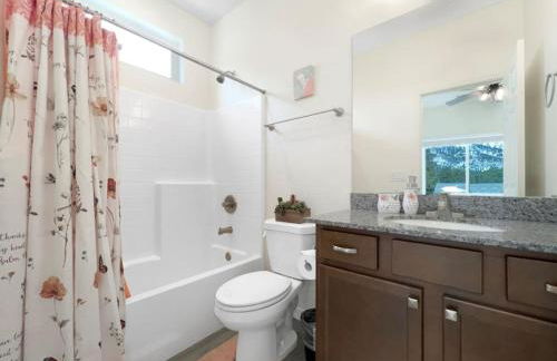 Tiny Timber Tree Home NEW - Foto 24