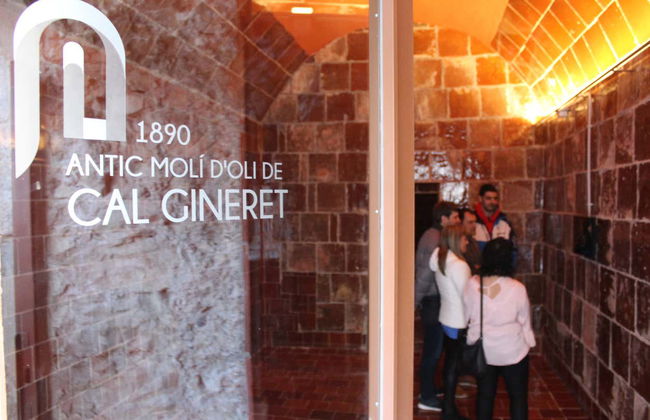 Borjas Blancas Guided Tour - Photo 6