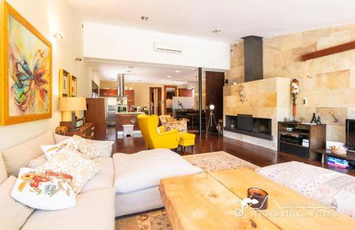 Spacious Villa Santa Fe - private pool, big garden and A/C close to Sitges - Photo 14