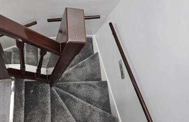 Lister Park Bradford 2bed Detached Cottage House Parking Cinema Screen Games Room - Foto 18