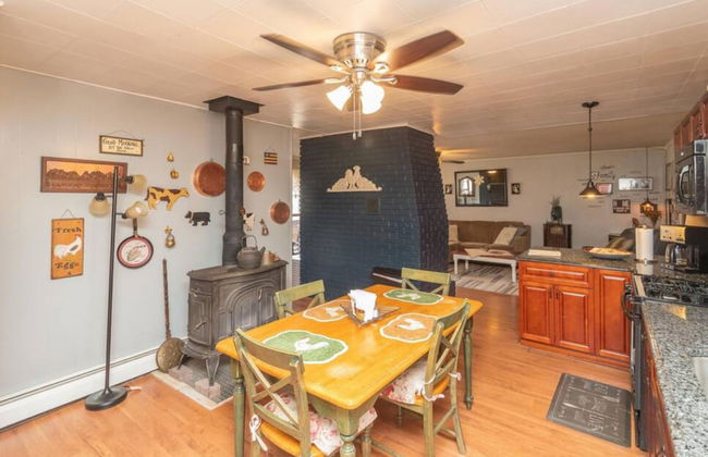 Amazing Hiking Cozy Home Close to Mountns Fireplace - Foto 17