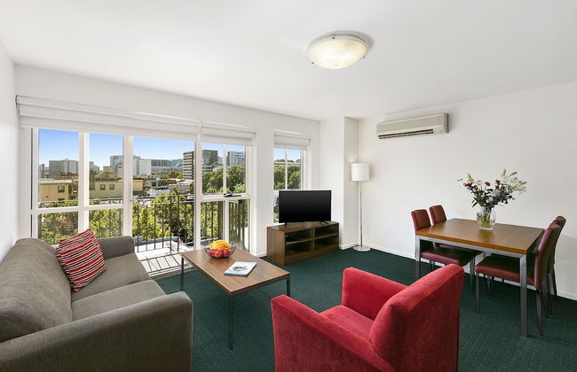 Melbourne Carlton Central Apartment Hotel - Photo 13