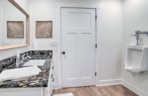 Newly Built Gilletts Lake Gem: Dock & Hot Tub - Photo 16