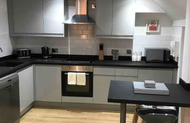 2 Bedroom City Centre Georgian Quarter Apartment - Foto 12