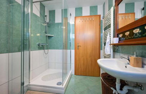 3 Bedroom Beautiful Home In Novi Marof - Foto 36