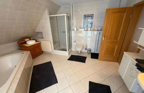 Ferienwohnung Deichblick - Nordseeurlaub in hochwertiger 140qm FeWo mit Garten im idyllischen Butjadingen - Foto 14