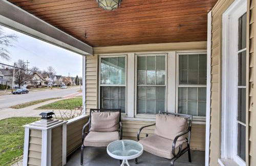 Lakewood Home with Yard about 8 Mi to Cleveland! - Foto 2