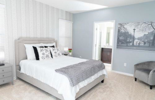 Marvelous Villa, South facing pool and hot tub, themed bedrooms near Disney - Foto 31