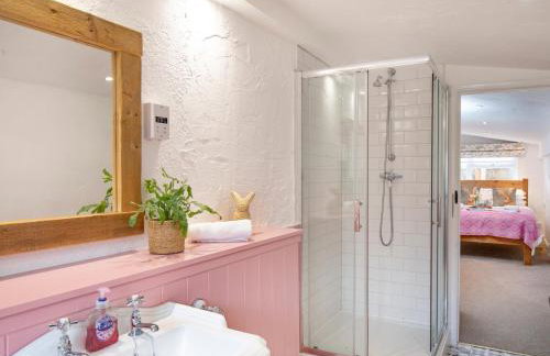 Jasmine Cottage - Ukc6179 - Photo 9