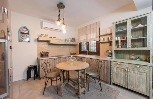 The Olive Home - Photo 28