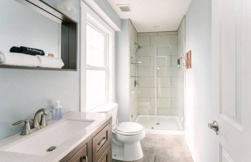 High-Speed Internet - Parking - Washer & Dryer - Foto 18