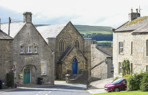 Askrigg Chapel - Photo 5