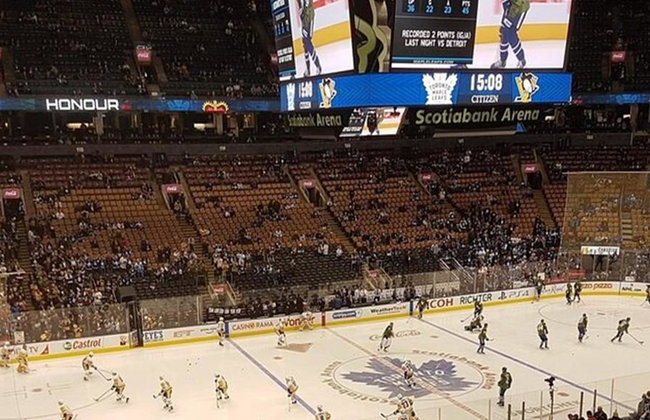National Hockey League: Toronto Maple Leafs Ice Hockey Game at Scotiabank Arena - Ticket - Foto 3