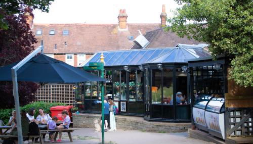 Clarence Suites - Photo 4