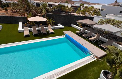 Villa Dedalos - Spacious luxury Villa with heated pool in Puerto Calero - Foto 5