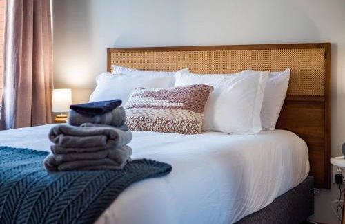 Skyloft Condo - Walk To Stadiums - City Views - Foto 18