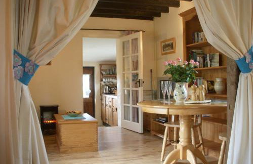 The Nest - Thatched seaside country cottage for two - Foto 4