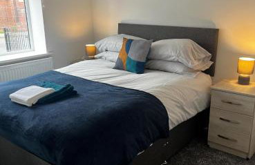 2 Bed Flat - Sleeps 8 - Pets - Garden - Parking - Foto 15