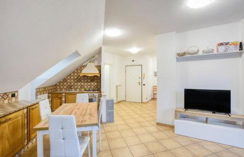 2 Bedroom Nice Apartment In Uscio - Foto 8