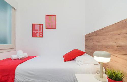 Spacious 4 Bedroom Apartment Fira BCN & Camp Nou - Foto 13