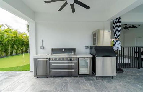 Villa Franchella - Waterfront Luxury Home, Pool, 45 Dock - Foto 44