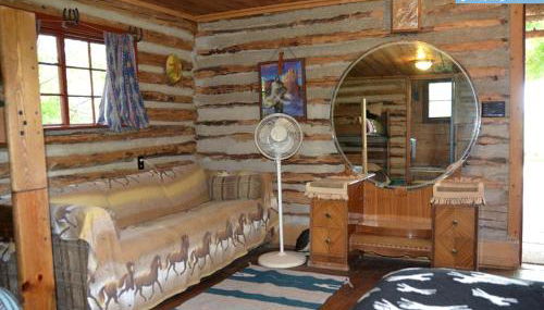 Rustic, Cozy Log Cabin Rental near Idaho Falls - Foto 2